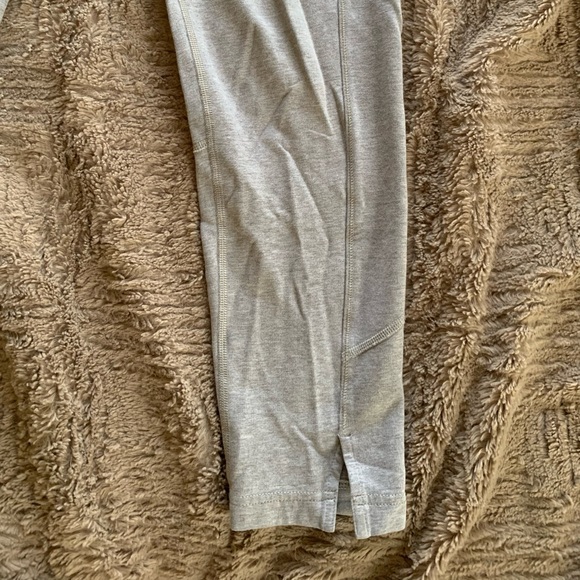 Lulu lemon joggers - Picture 4 of 5